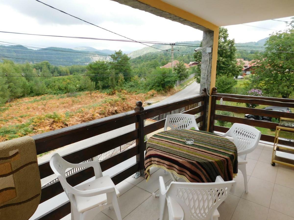 Pensiunea Casa Domnitei บายาเดเฟียร์ ภายนอก รูปภาพ